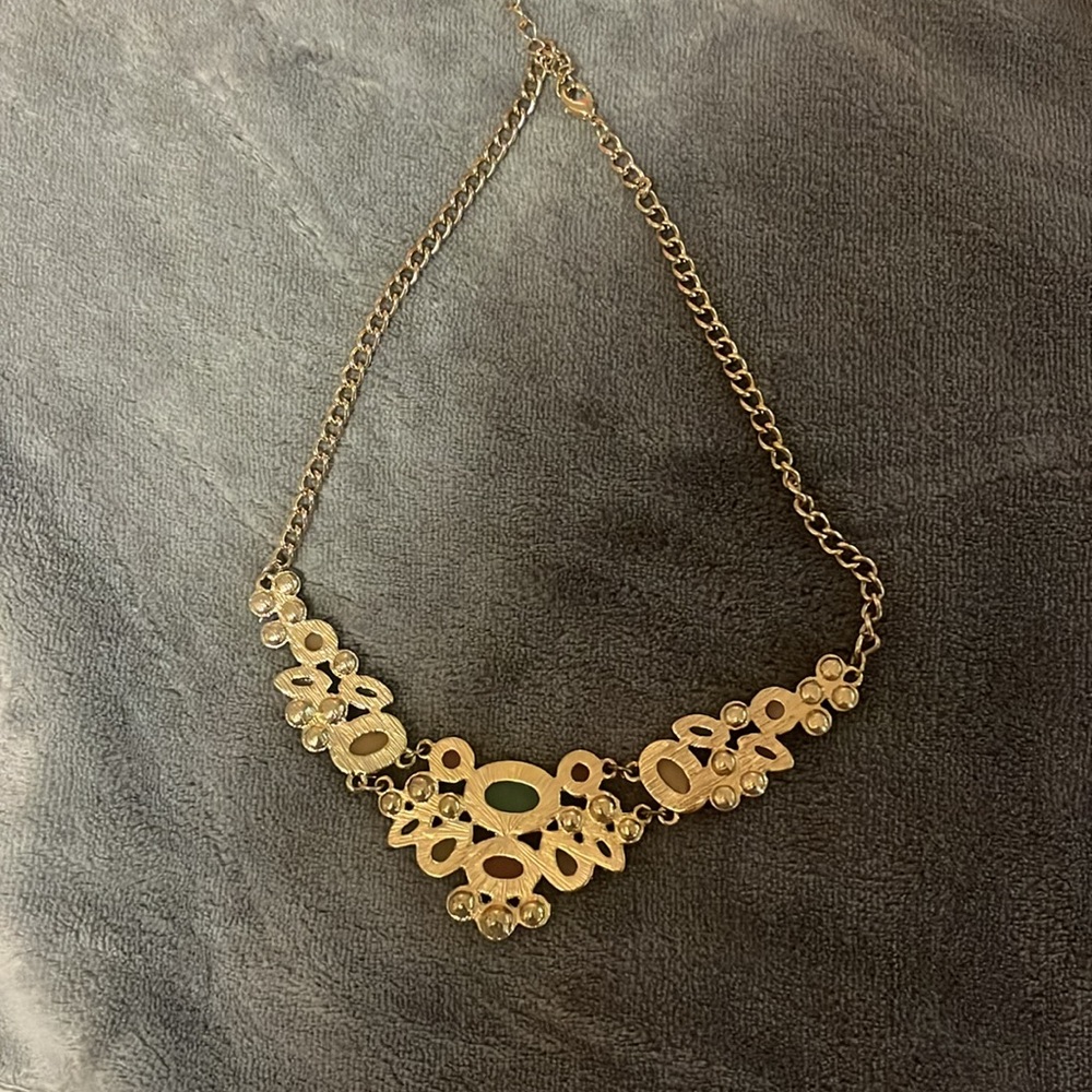 Colorful statement necklace - Picture 3 of 3